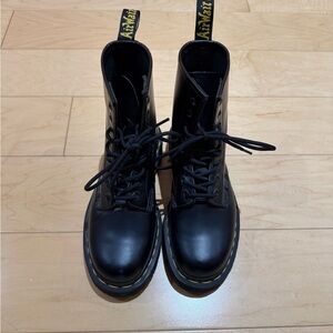 Perfect Condition Dr Martens Jadon Boots